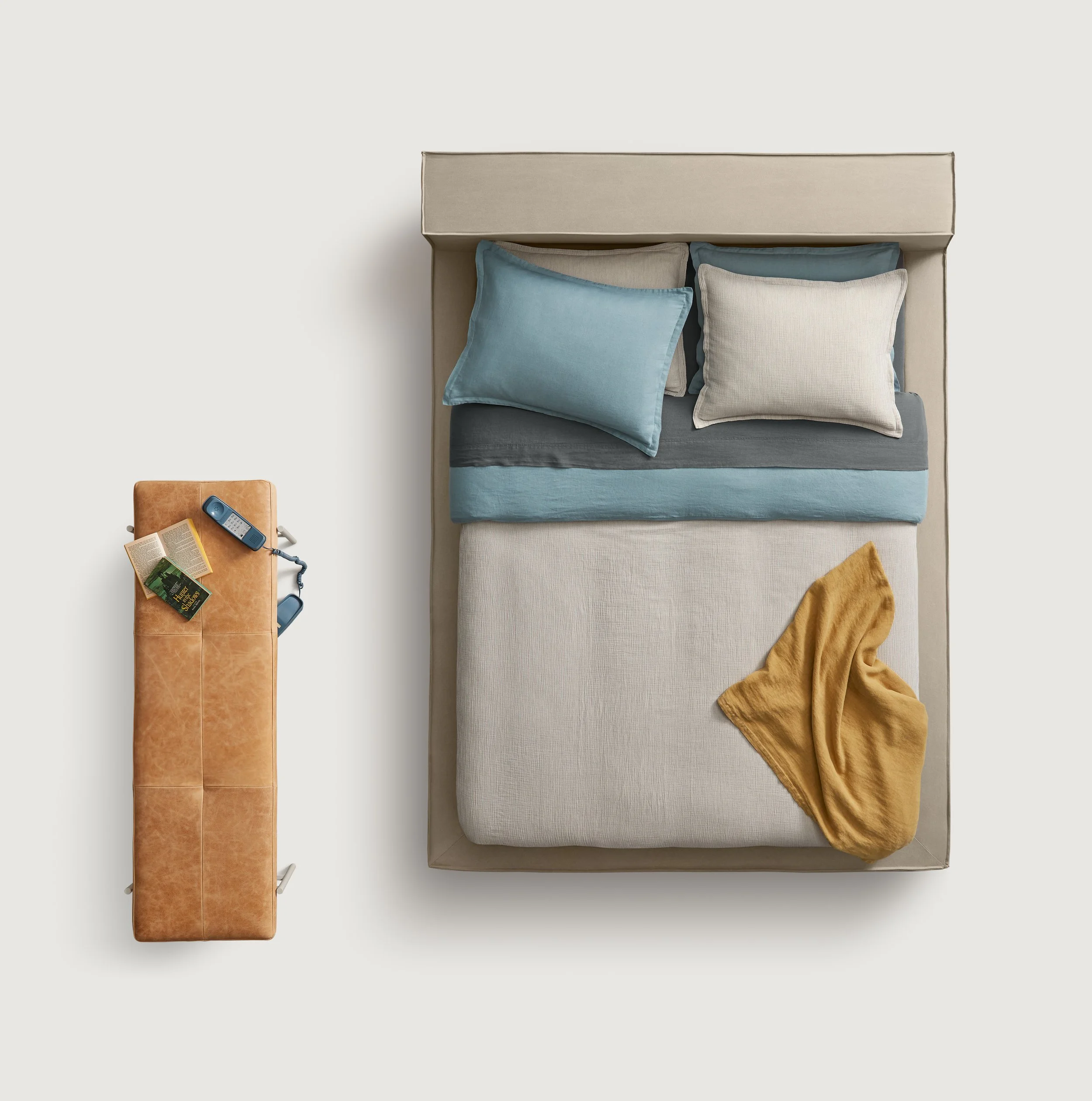 Blu Dot Bedding - image 6