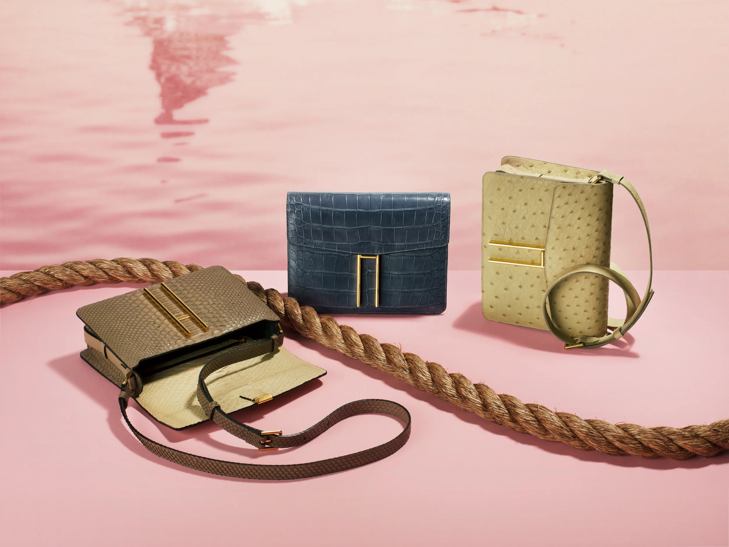Hayward Luxury - image 5