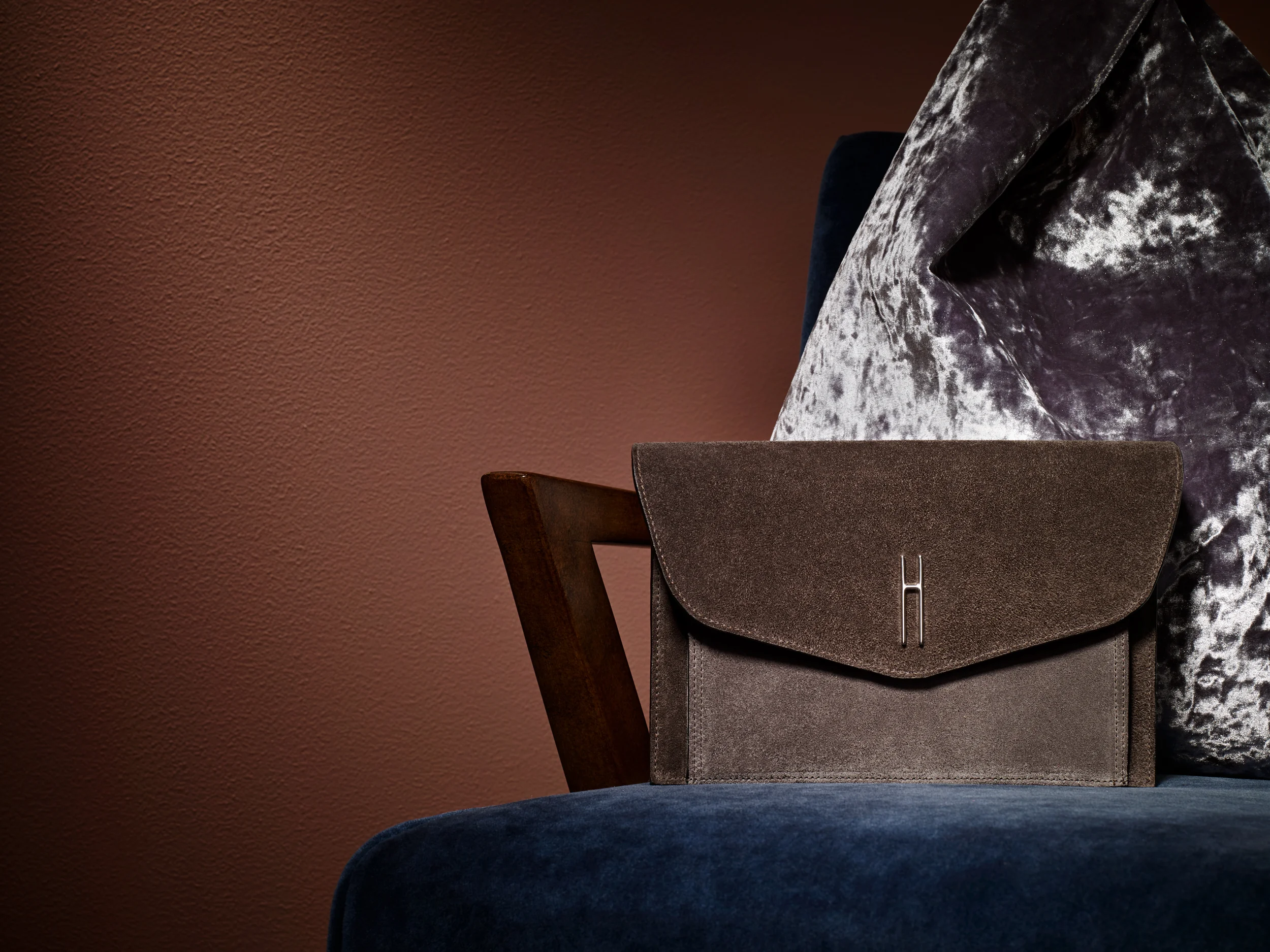 Hayward Luxury - image 10