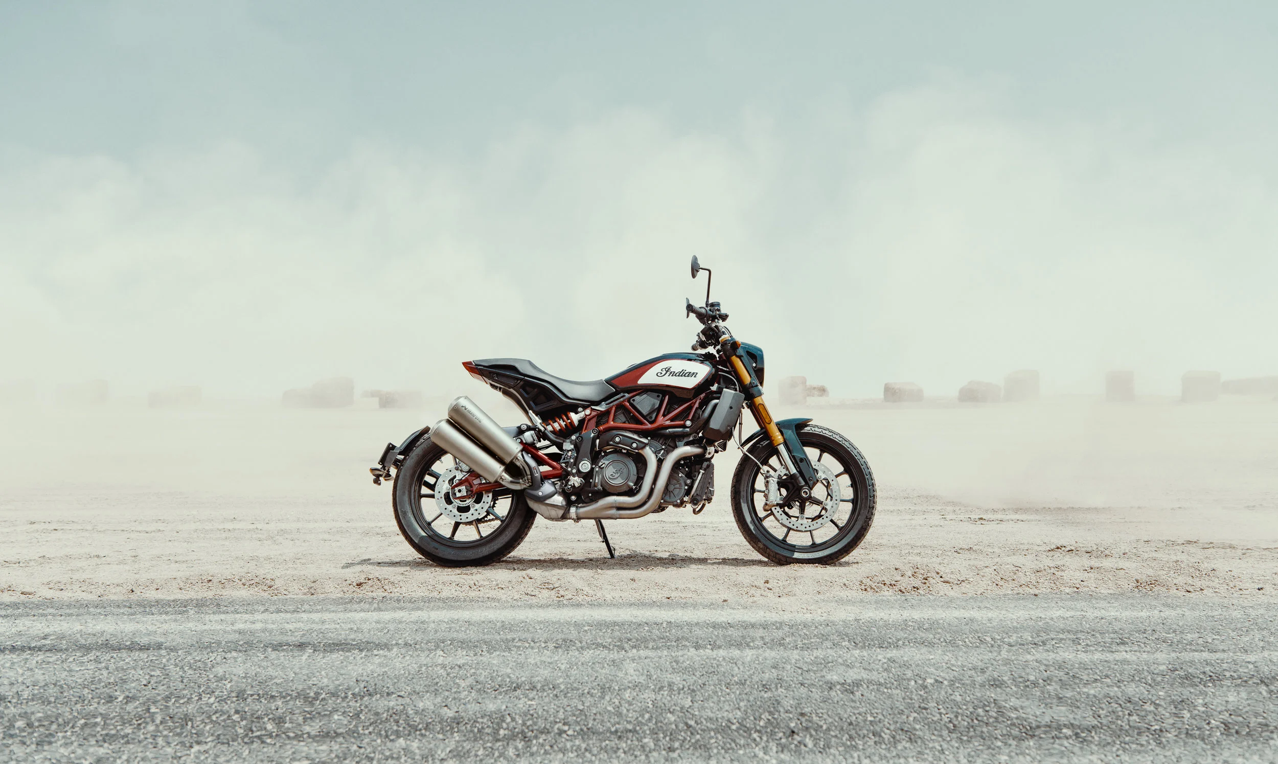 Indian Motorcycle - image 7