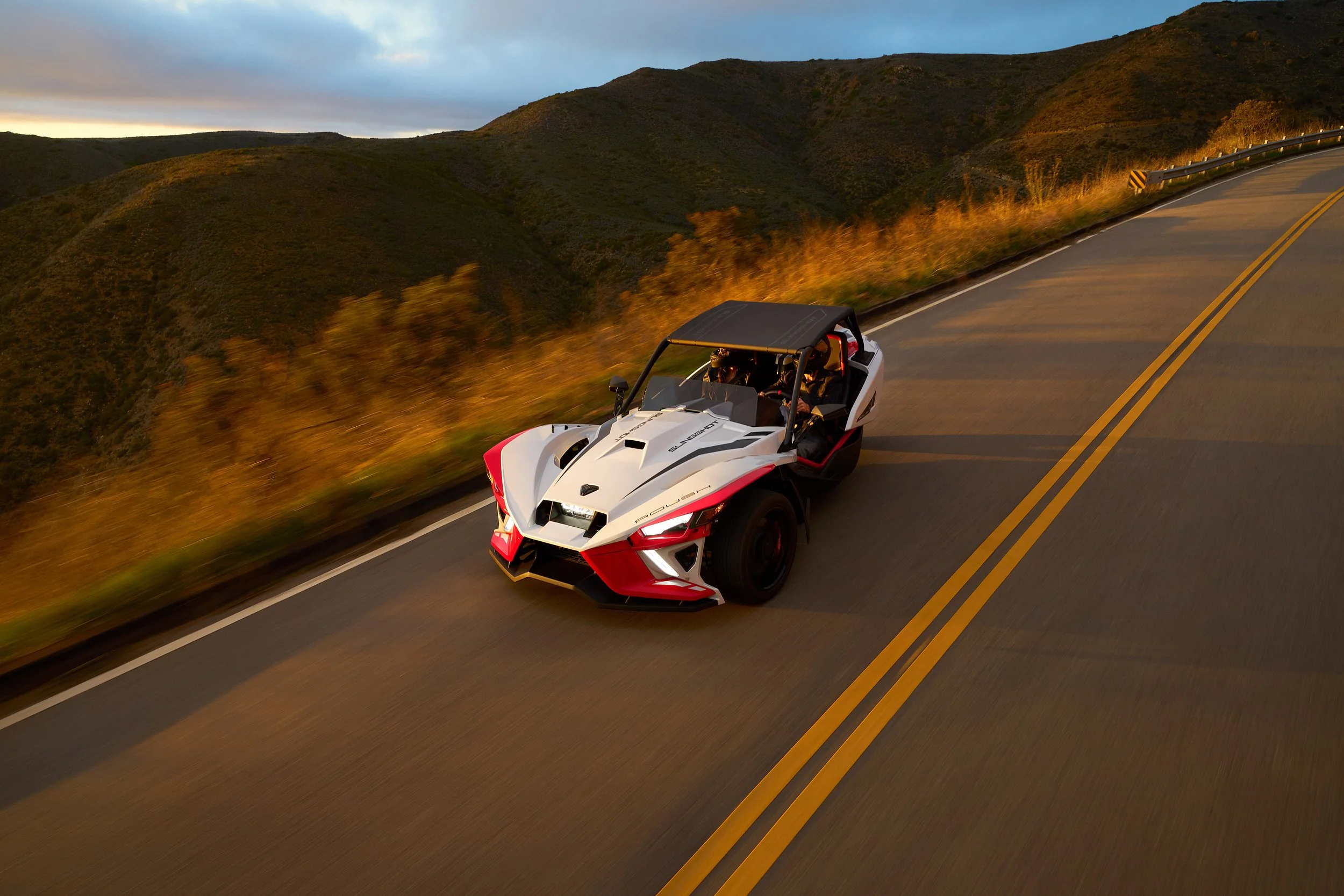 Polaris Slingshot - image 4