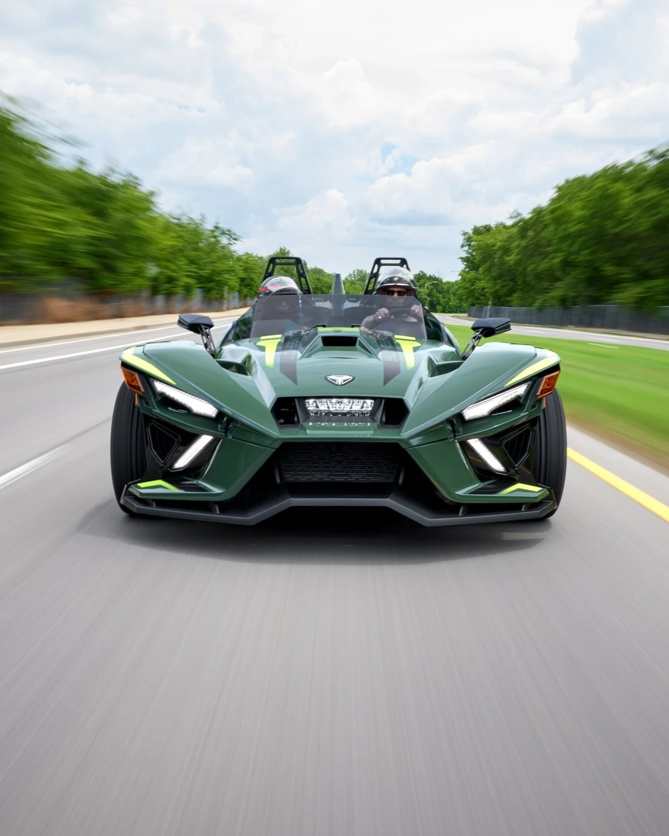 Polaris Slingshot - image 9