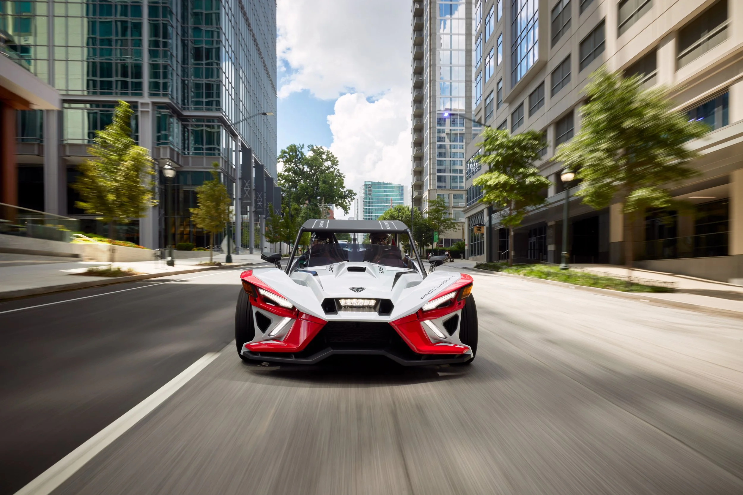 Polaris Slingshot - image 11